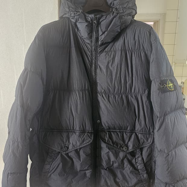 스톤아일랜드 24FW 크링클랩스 후드 블랙