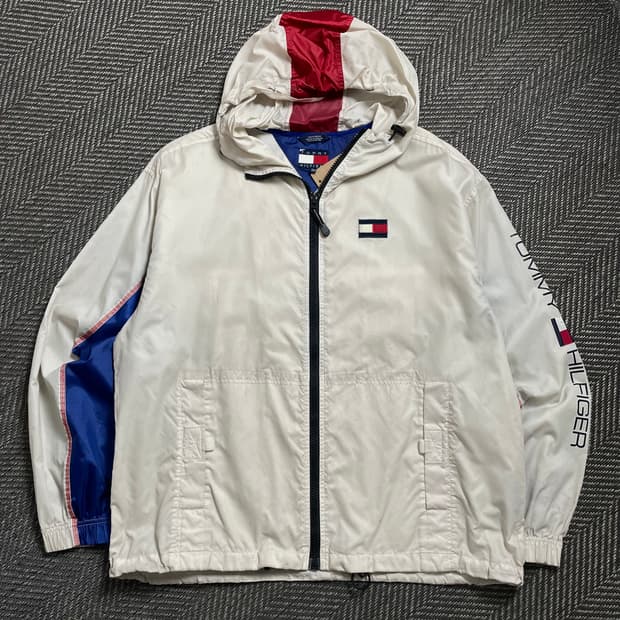 00s 타미힐피거 스펠아웃 빅로고 바람막이o 4539