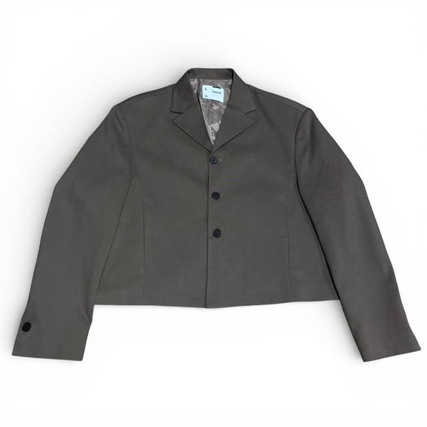 우먼FREE 시그니처 브라운 숏 블레이저