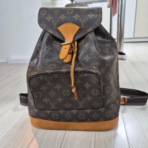 루이비통 빈티지 몽수리 백팩