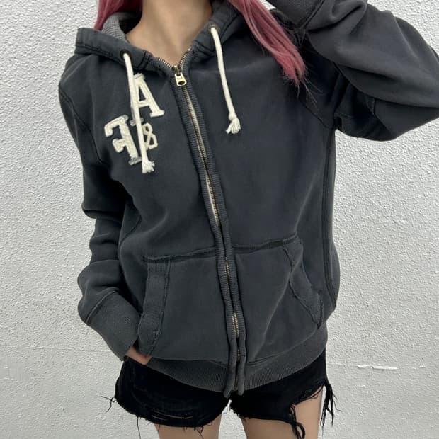 아베크롬비 패치로고 차콜 후드집업 M