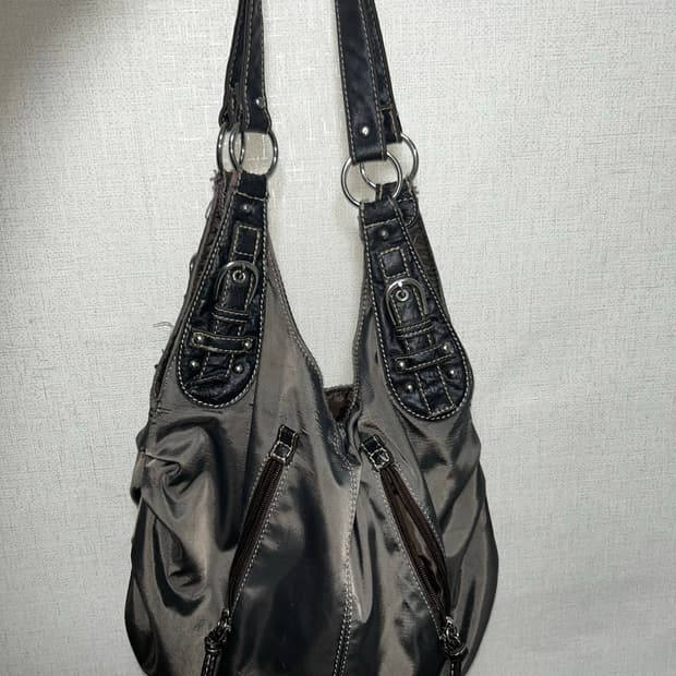 빈티지 메탈 실버 숄더백