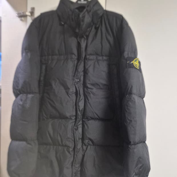 (국내매장판) 스톤아일랜드 크링클랩스 20fw패딩 xl