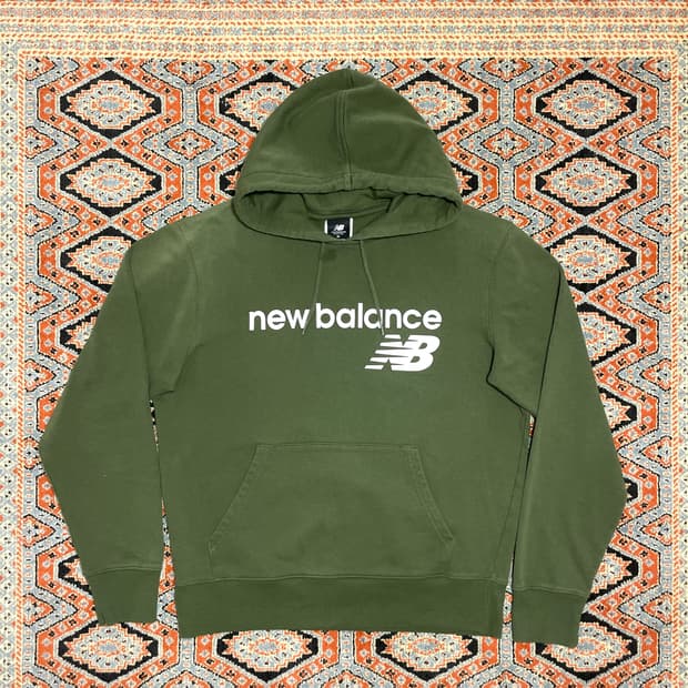 뉴발란스 스펠로고 카키 기모 후드티셔츠 남성M