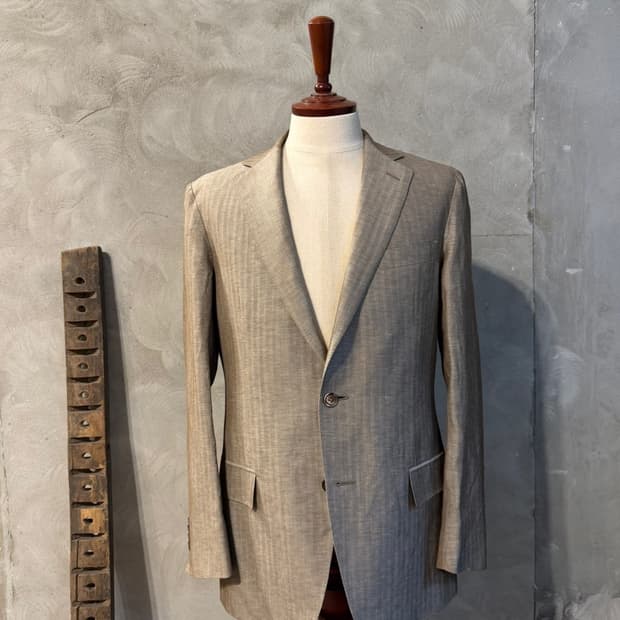 에르메네질도 제냐 테일러드 자켓 105