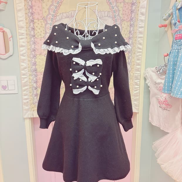 AnkRouge 블랙 오프숄더 니트 리본 원피스