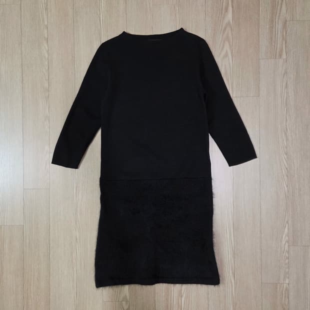 유나이티드 애로우즈 도쿄 블랙 퍼 라운드 원피스