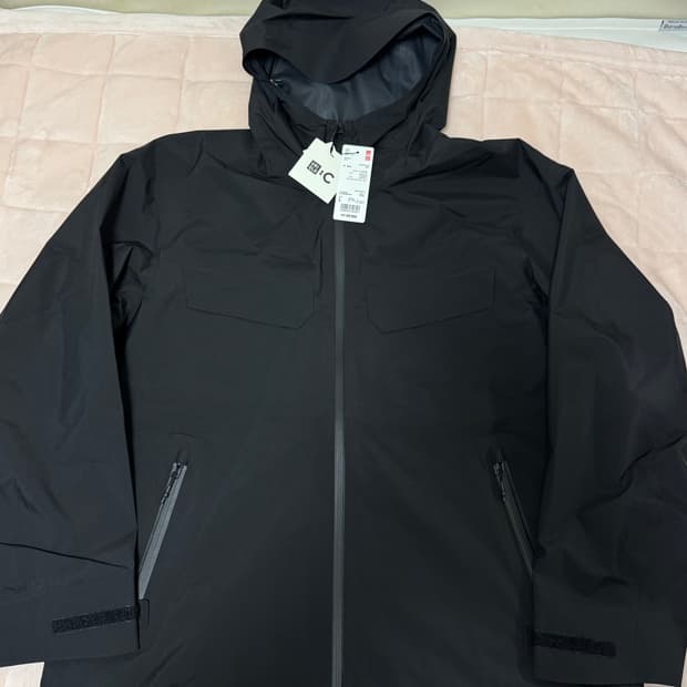 유니클로c 블록테크 파카