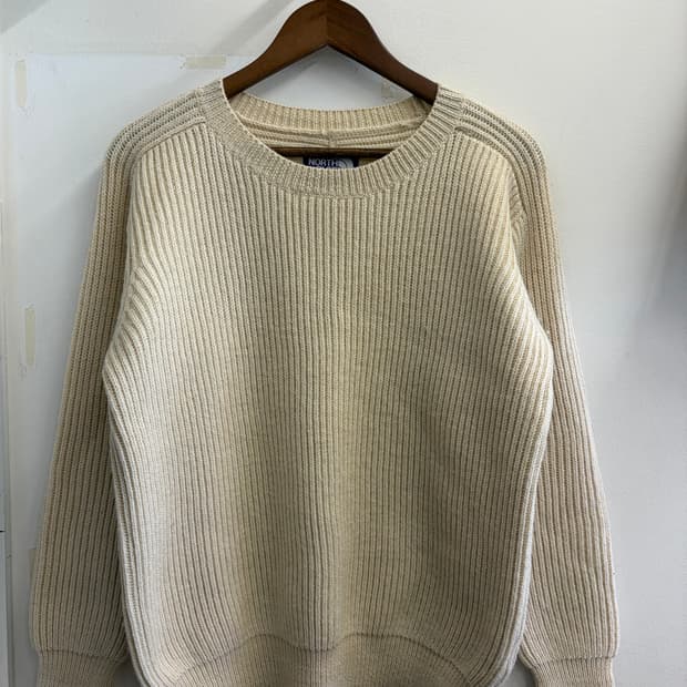 N84. 노스페이스 퍼플라벨 니트