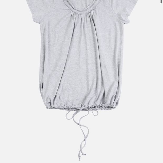 세릭 Round Drawstring Hem Top