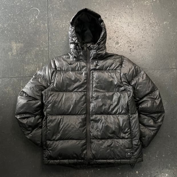 105 나이키 유광 패딩