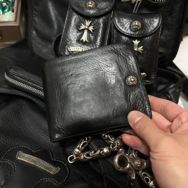 크롬하츠 크로스 원볼 반지갑