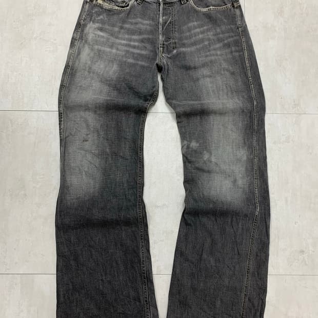 디젤 워싱 디테일 흑청 팬츠 #651