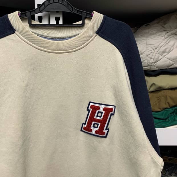 [L] 90's 타미힐피거 스펠아웃 맨투맨 스웻셔츠