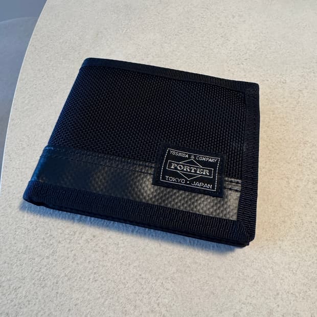 요시다 포터 바이폴드 블랙 반지갑