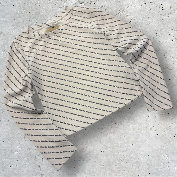 마뗑킴 로고 패턴 폴리 긴팔 티셔츠 화이트 C627