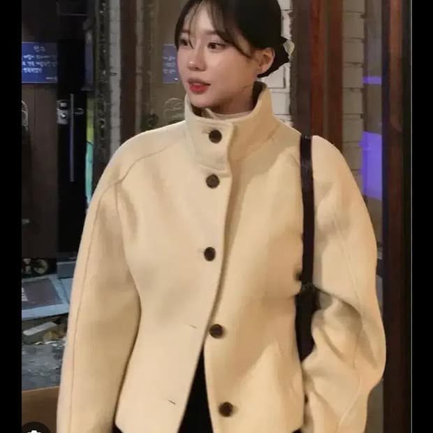 레이브 하이넥 숏코트 새상품 급처