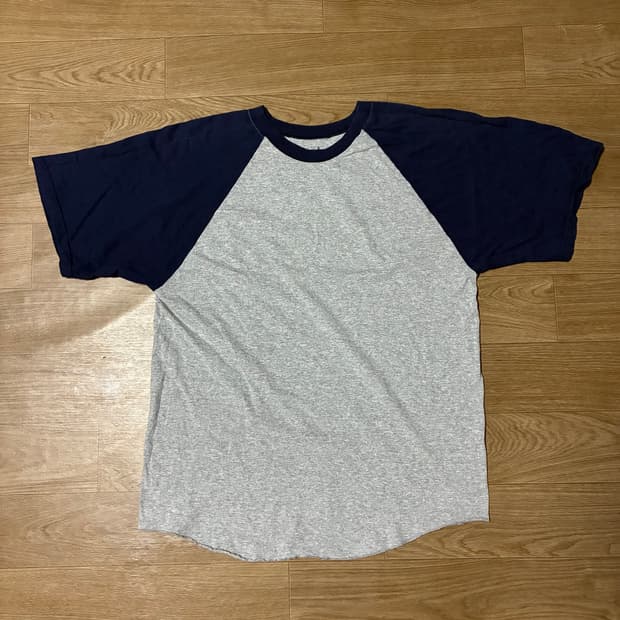 L) 90s) 푸릇오브더룸 래글런 티셔츠 그레이 네이비