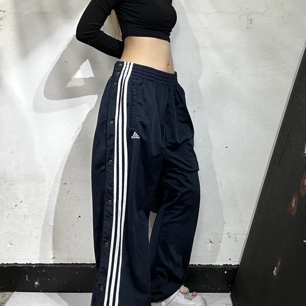 아디다스 네이비 와이드 스냅 단추 사이드 버튼 추리닝 트레이닝 팬츠 L