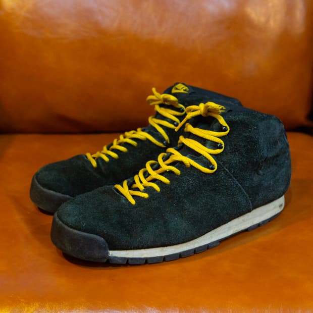 00s 나이키 ACG 에어마그마 다크 그린 머스타드