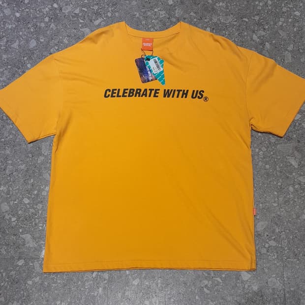 π₯(μμν) CELEBRATE WITH US λ°ν μ΄λ‘μ° (L)