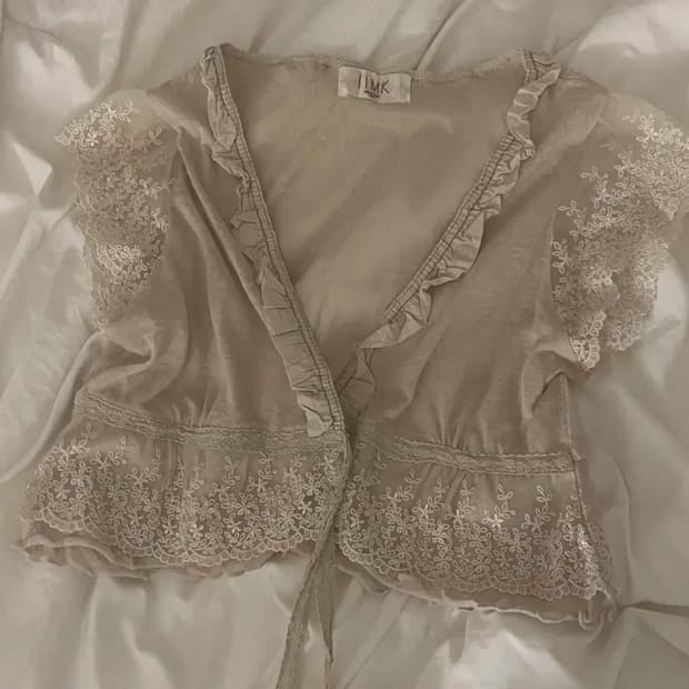 와이즈걸 와걸 샵오공이 파우닝 큐빈티지 볼레로 가디건