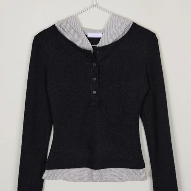 베르크서울 레이어드 스트라이프 후드티