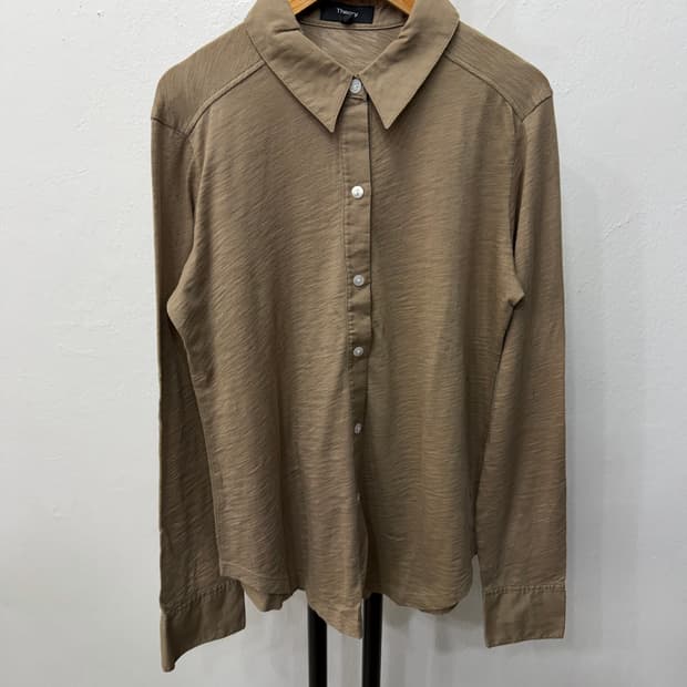 매장판정품) Theory 띠어리 브라운 셔츠 S