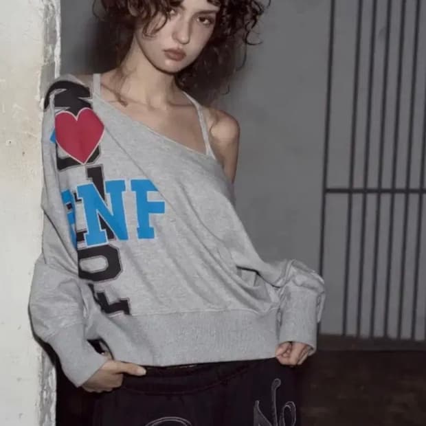 플리즈노팔로우 IPNF Logo SweatShirt