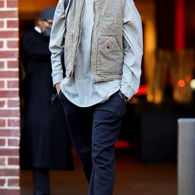 빈티지 칼하트 Okland 퀄팅 베스트 체스트넛