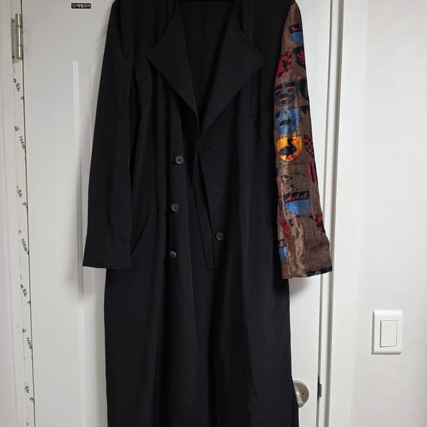 요지야마모토 뿌르옴므 20ss 컬렉션 코트