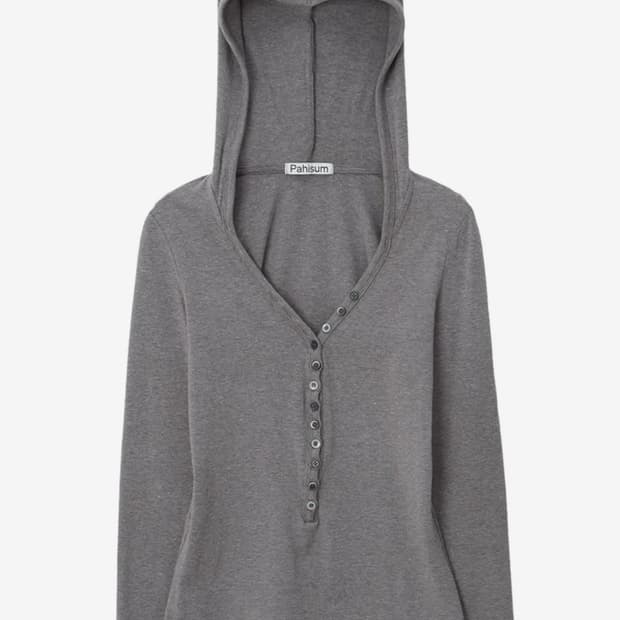 파히섬 버튼 티셔츠 그레이