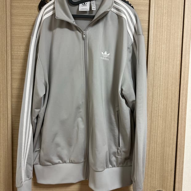 아디다스 트랙탑 XL