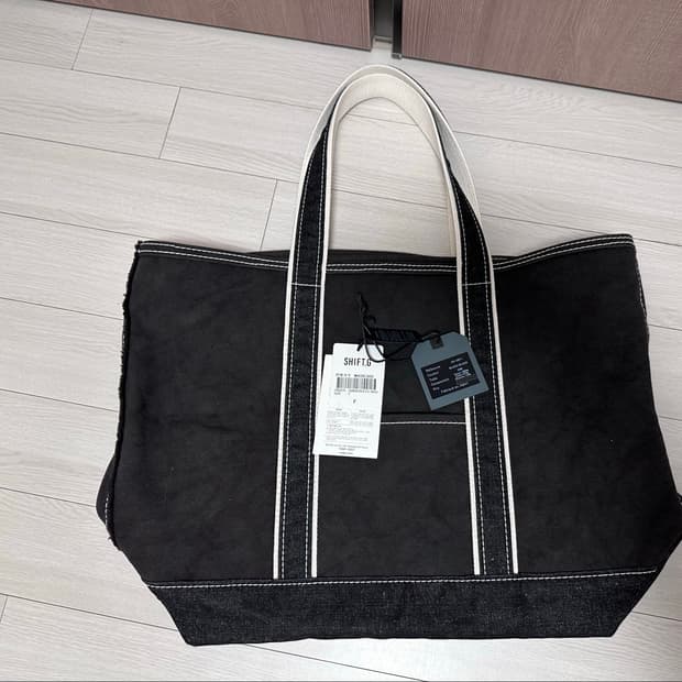 OUTIL 우틸 우티 26ss SAC BOUHY 블랙 토트백 팝니다