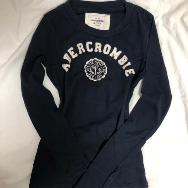 아베크롬비 y2k 네이비 딱붙핏 슬림 긴팔 티셔츠 롱슬리브