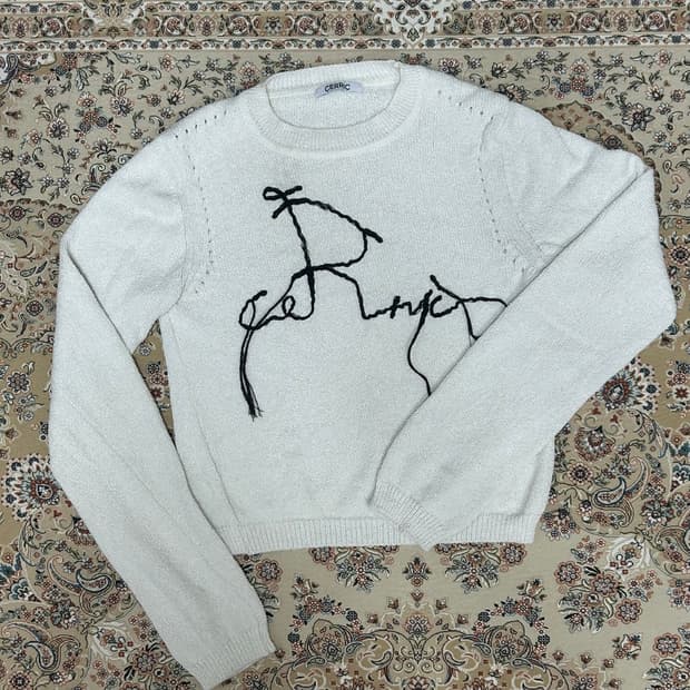 세릭cerric 니트(제니착용)