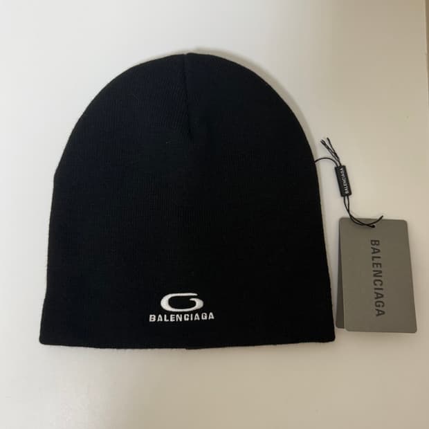 (Os)발렌시아가 마스크 비니