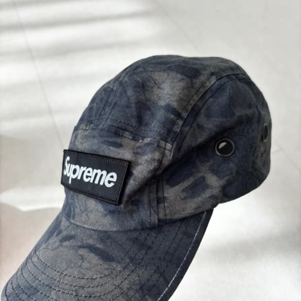 슈프림 밀리터리 캠프캡 블랙 프림1 카모 - 22SS