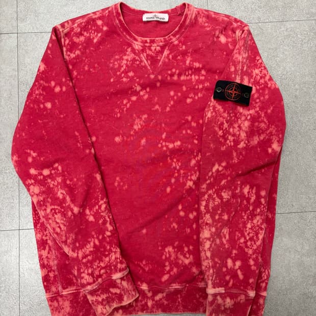 스톤아일랜드 오프-다이 트리트먼트 맨투맨 L