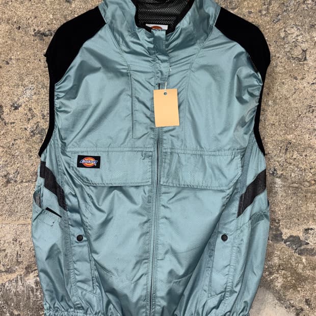 디키즈 블루 아웃도어 바람막이 조끼