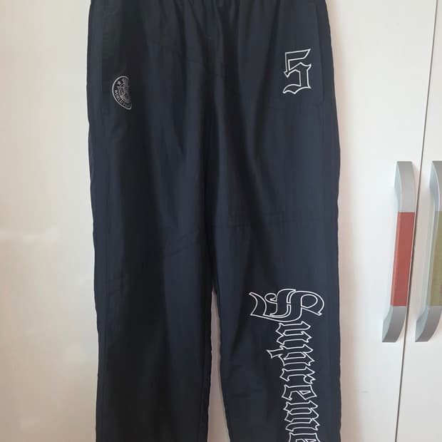 슈프림 올드 잉글리쉬 트랙 팬츠 블랙