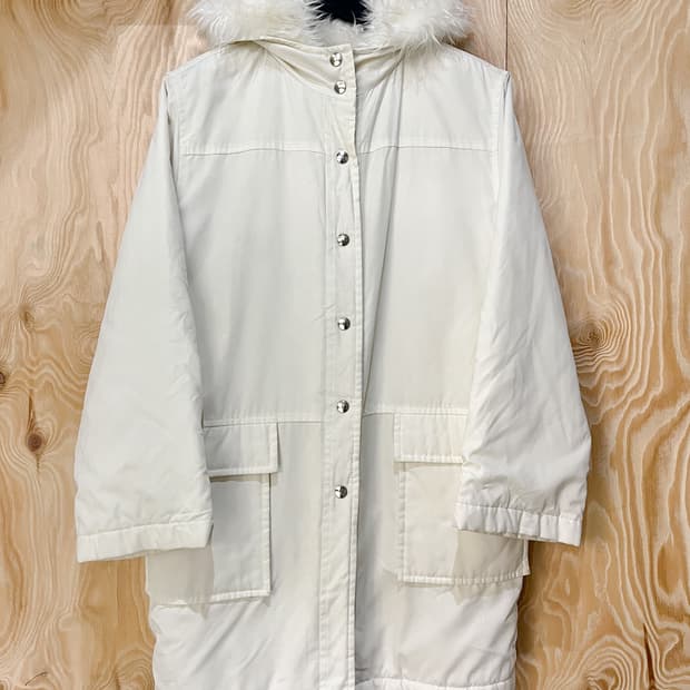 꾸레쥬 faux 퍼 라인 폴리쉘 코트