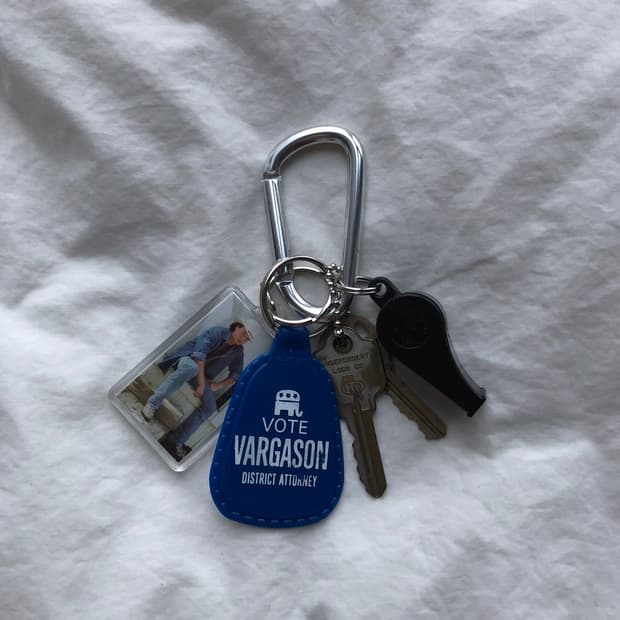 🎁Someone's Keyring #325