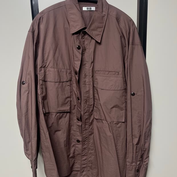 유니클로 U 유틸리티 오버셔츠