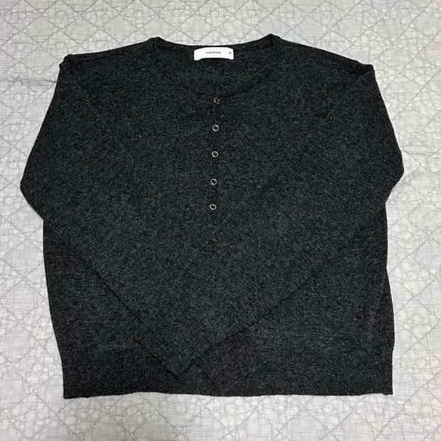 웨이비니스 / 25FW 헨리넥 니트 차콜 / 3사이즈