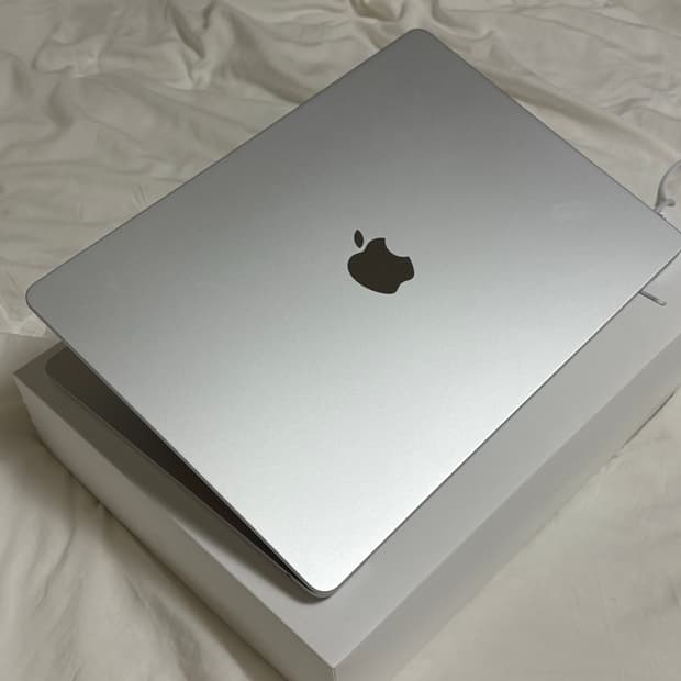 급처)맥북 에어 15인치 M2 8GB/256GB 실버