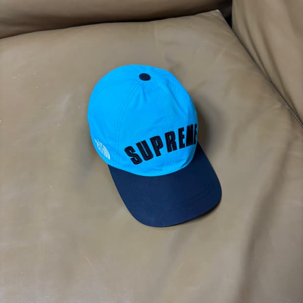 슈프림 노스페이스 고어텍스 아크로고 6패널 볼캡 모자