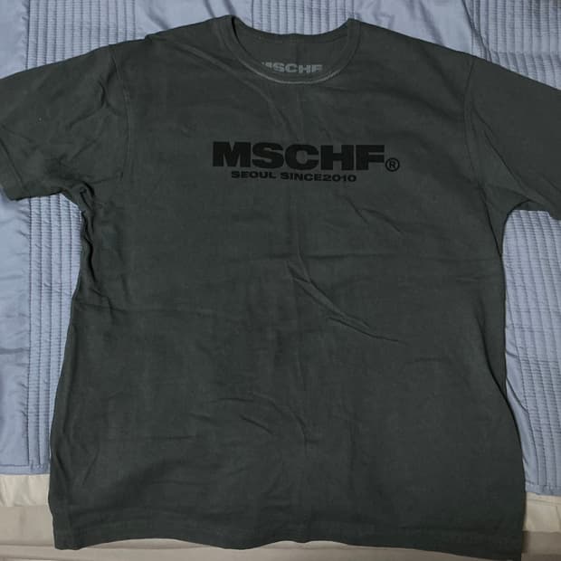 미스치프 반팔티