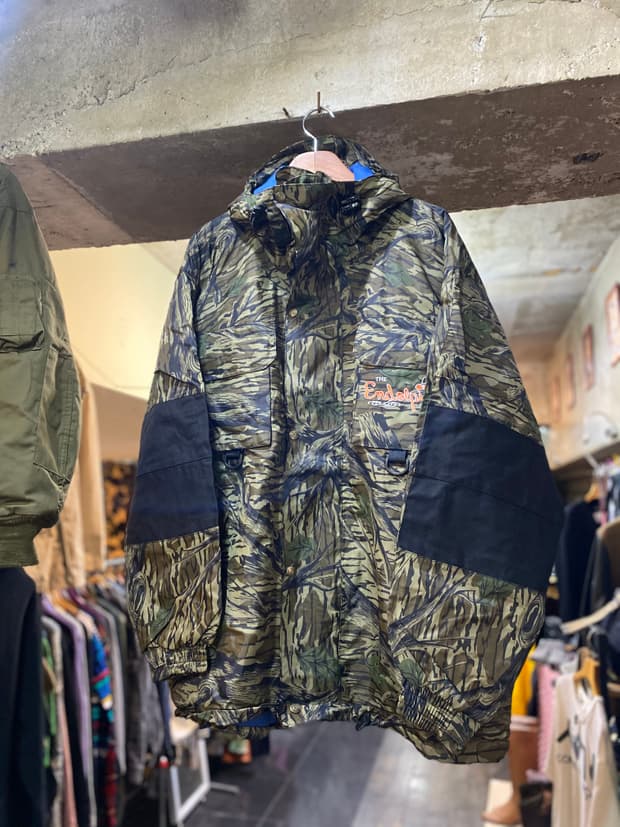 E.D.P 낙엽 카모 프린팅 윈드브레이커 XL 