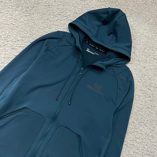 [100] 언더아머 후드집업